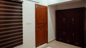 Standard Double Room | Free WiFi