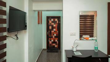 Deluxe Double Room | Free WiFi