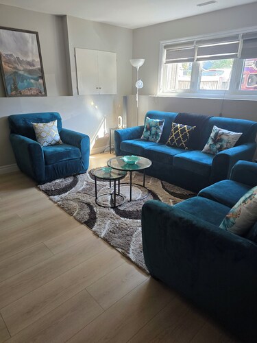 Clean Comfy 2 Bedroom Suite near Niagara Falls