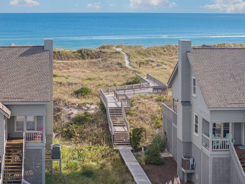Serenity By The Sea - Community Pool, Steps to Beach, King Suite & Bunk Room