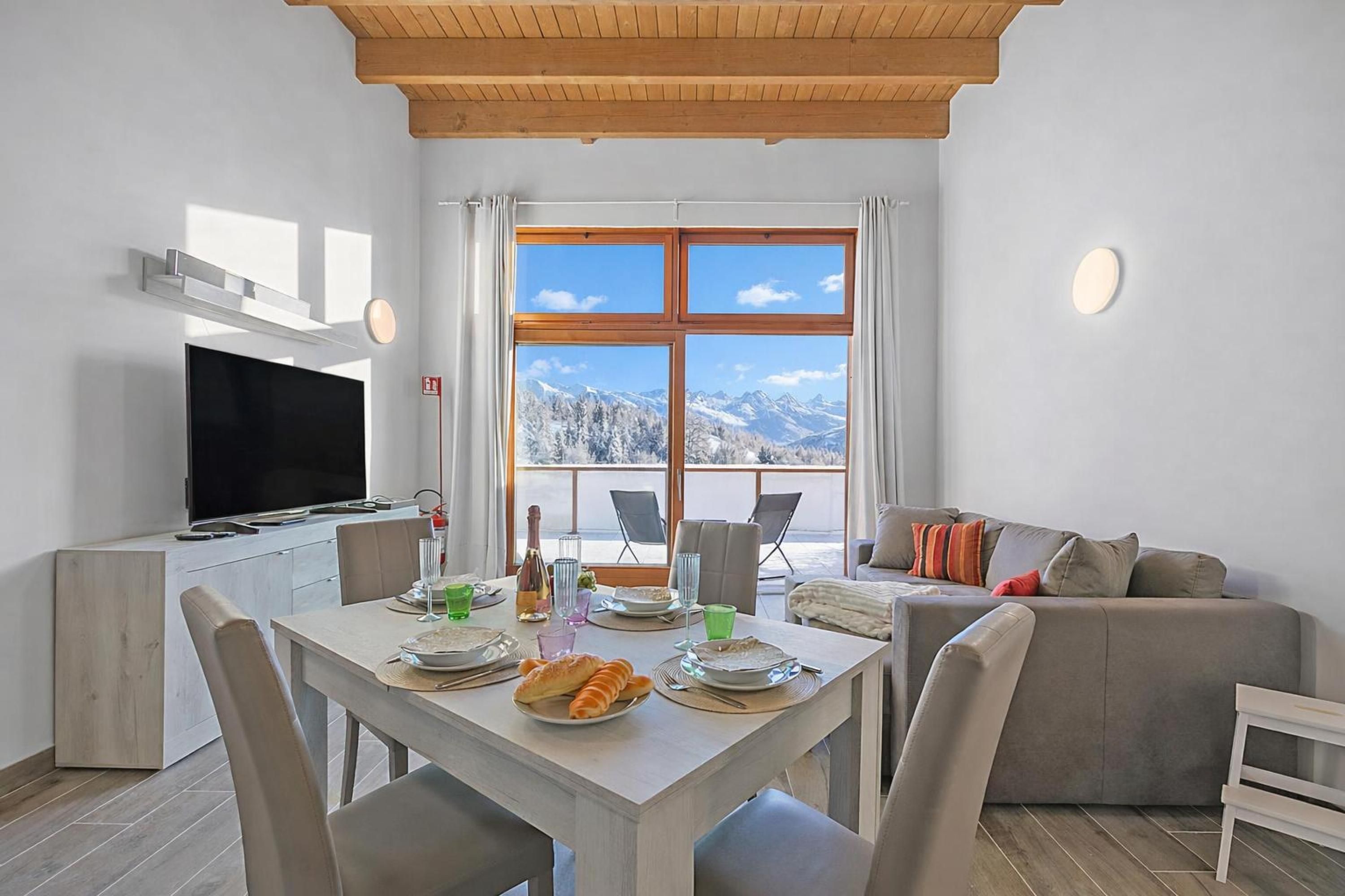 Living and dining room