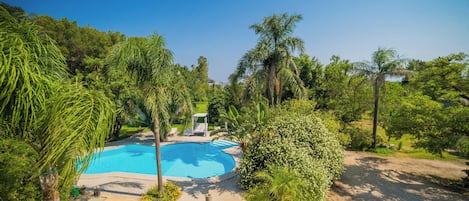 Shared pool