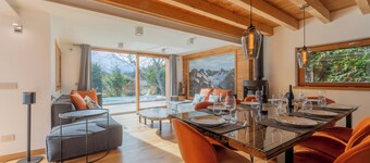 Luxury Mountain Chalet Pool Sauna Cinema, Argentière (Chamonix), France