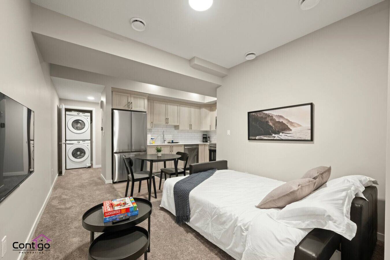 1 Schlafzimmer, Schreibtisch, Bügeleisen/Bügelbrett, Reisekinderbett