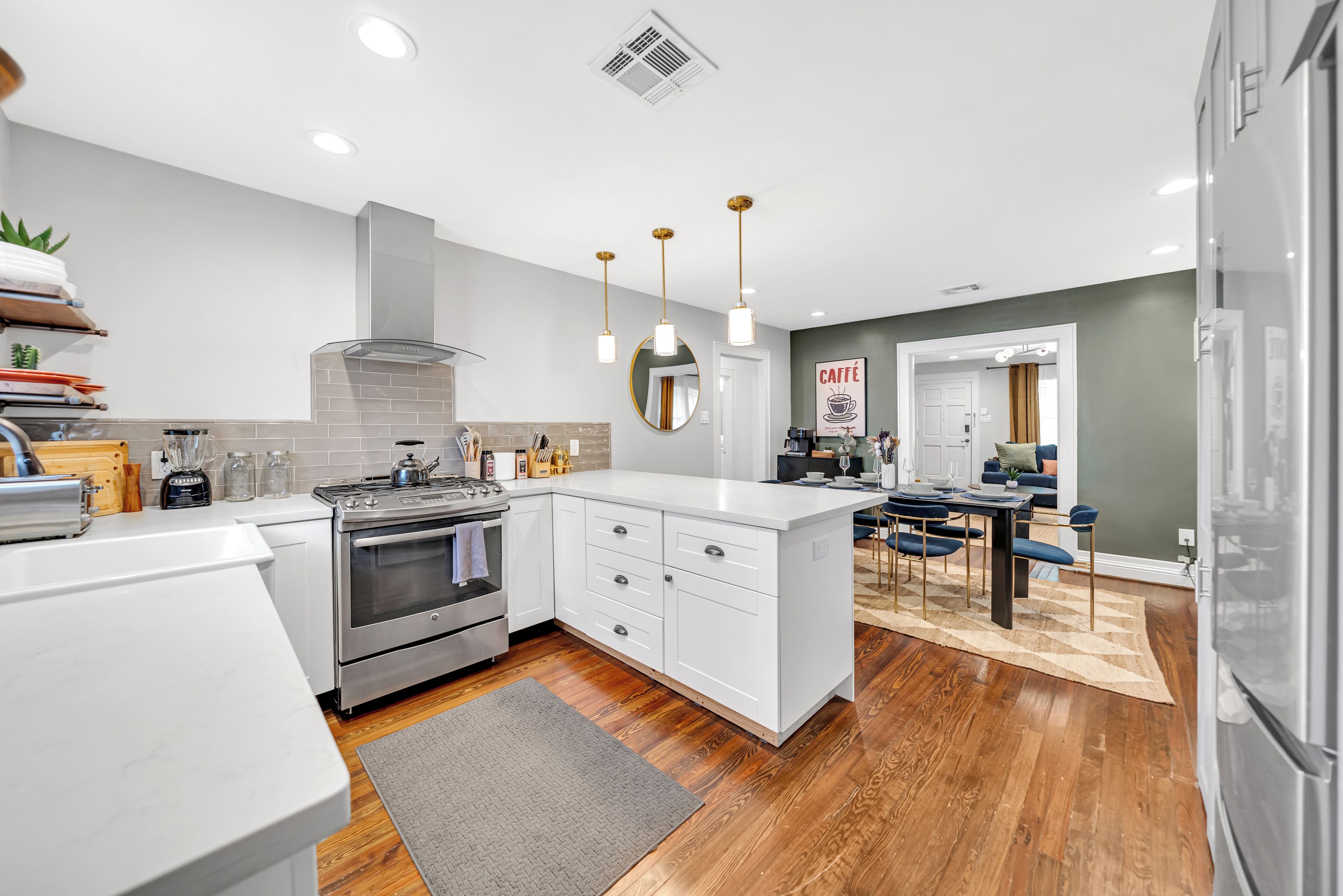 Microwave, oven, stovetop, dishwasher