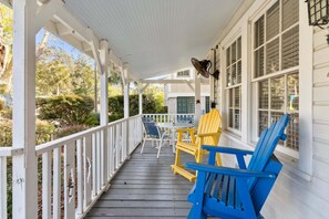 Terrace/patio - Red Top Cottage | Pet-Friendly St. Simons Island Rental Near Beach & Village (Saint Simons Island)