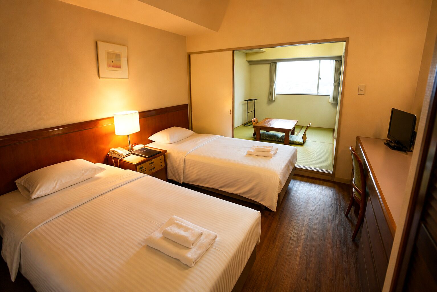 Japanese-style Twin Room  | Free WiFi, bed sheets