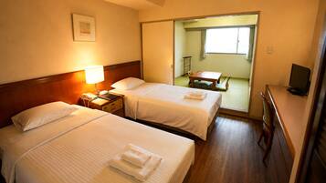 Japanese-style Twin Room | WiFi (free), bed sheets