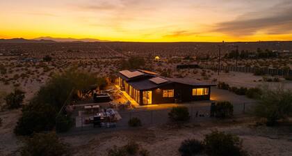 Sanktuary Haus | Secluded Luxury Desert Retreat
