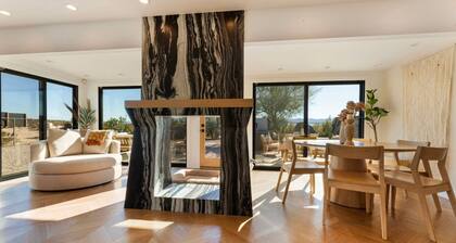 Sanktuary Haus | Secluded Luxury Desert Retreat