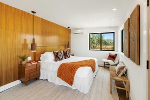 3 bedrooms, desk, iron/ironing board, travel cot - Sanktuary Haus | Secluded Luxury Desert Retreat (Twentynine Palms)