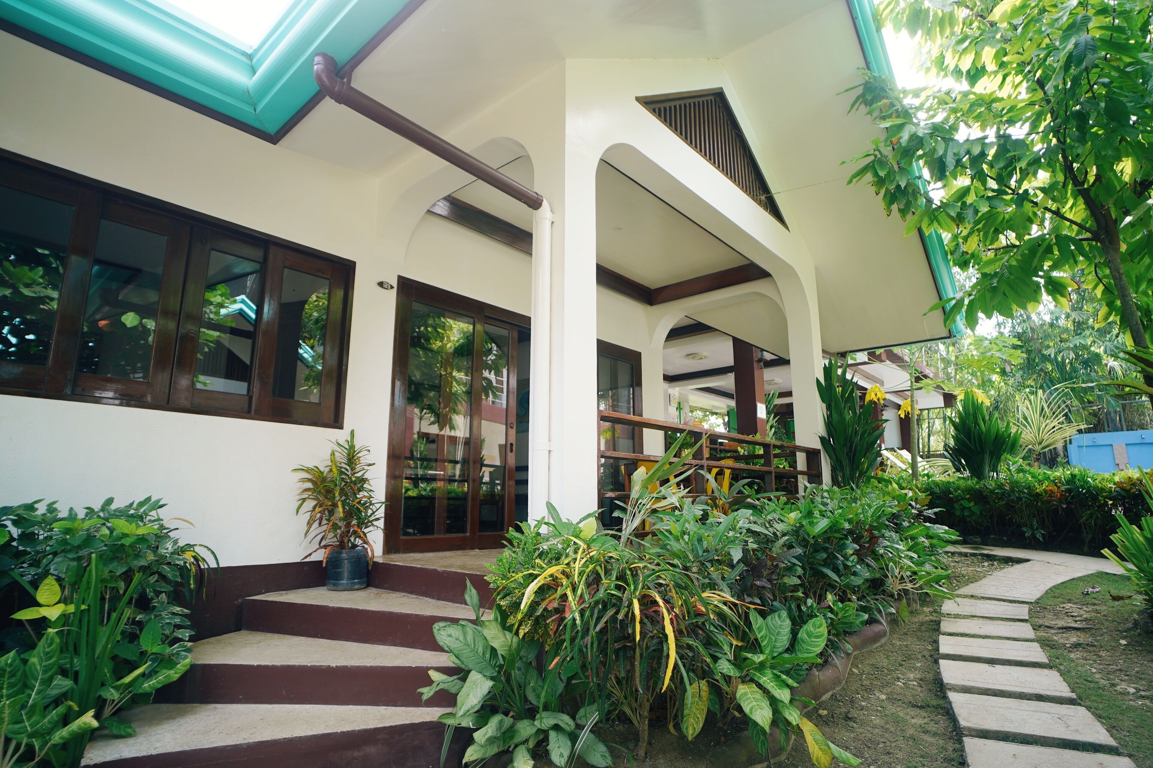 Villa Confort, balcon, vue jardin