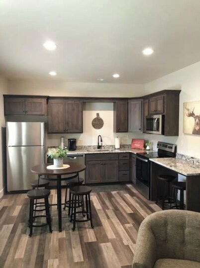 Cabin on Salmon River/Sleeps 6/2 Bed/2Bath