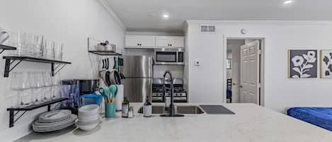 Microwave, oven, stovetop, dishwasher