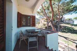 Outdoor dining - VILLINO COLLE D'ORANO (Marciana)