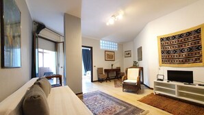 Unclassified image, 5 of 30, button - Happy House by Interhome (Palermo)