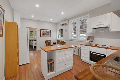 Darcy's Cottage - Cosy & Practical Family Stay