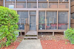 Exterior detail - Charming Alpine Studio | 1st Floor | Downtown (Helen)