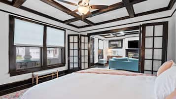 Escritorio, wifi y ropa de cama