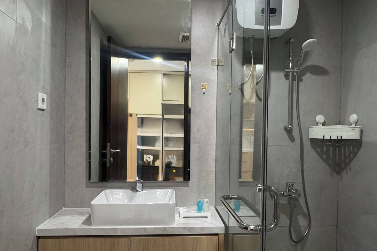 Basic Studio, City View | Bathroom