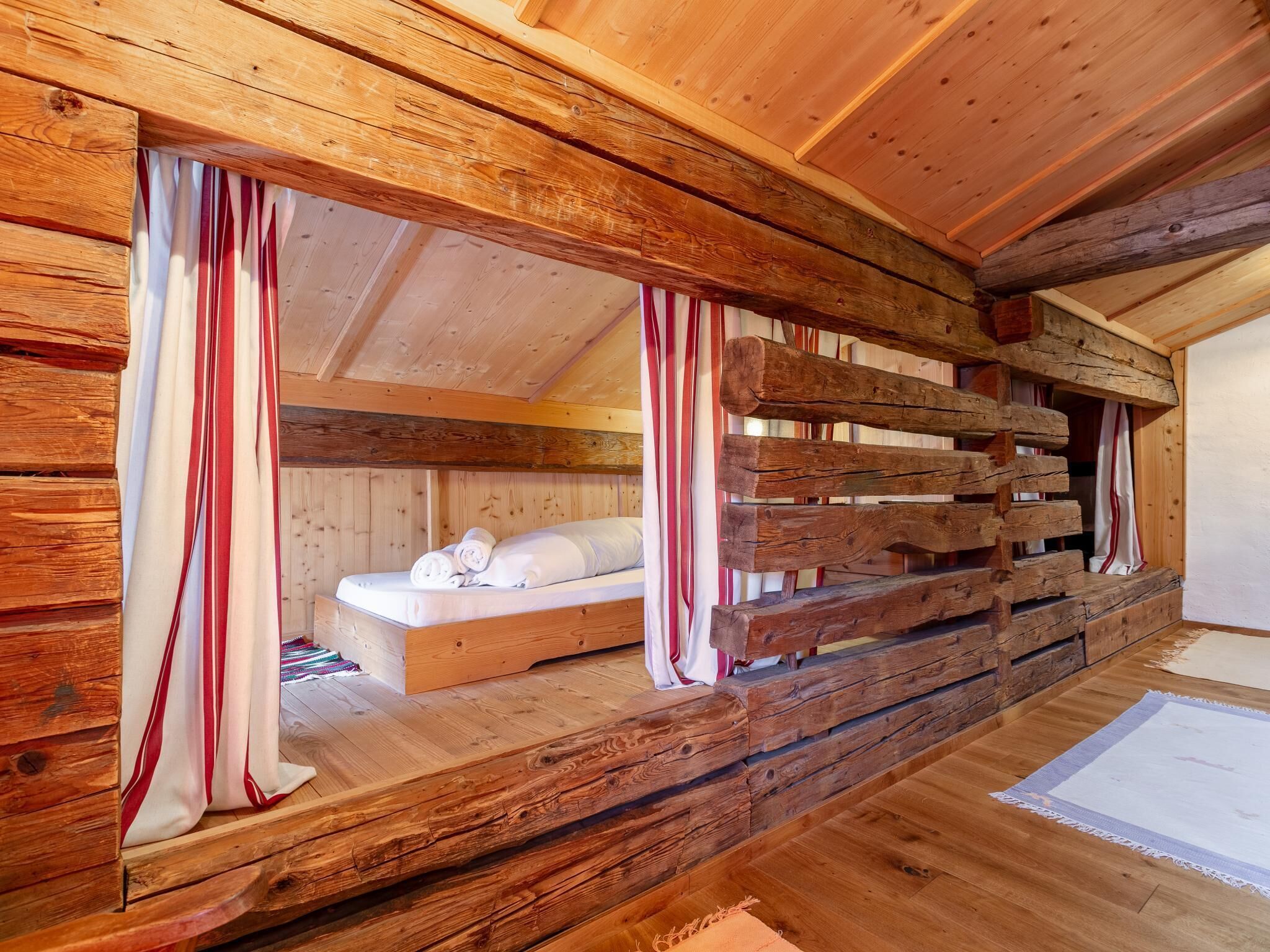 5 Schlafzimmer, Internetzugang