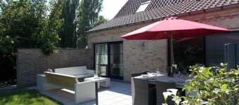 Villa avec jardin et sauna près de la côte