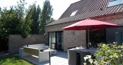 Villa avec jardin et sauna prĂšs de la cĂŽte