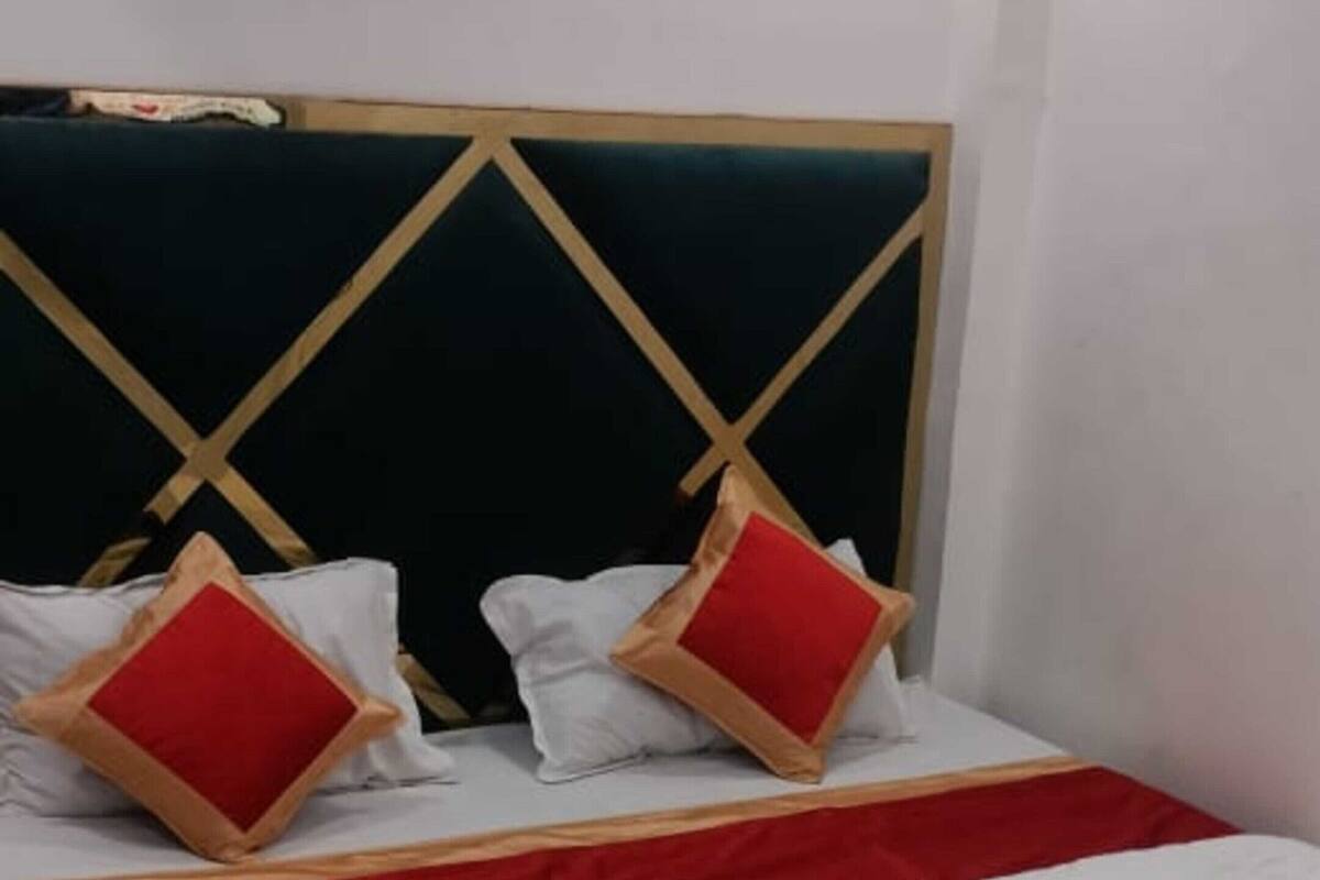 Double Room | Free WiFi