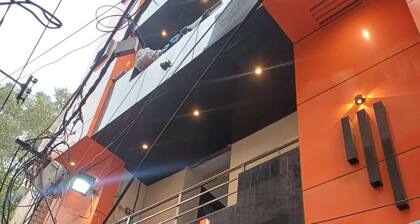 Shri Nanhu Hotel