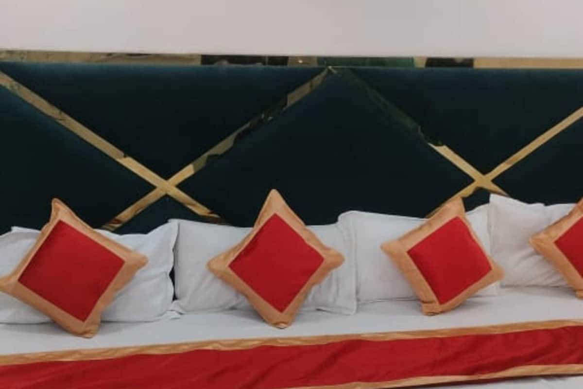 WiFi (無料)、ベッドシーツ