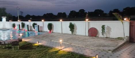 Piscine couverte