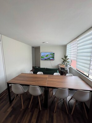 Apartment, 3 Bedrooms, Accessible | Dining room - Prescott Apartment San Isidrio (Lima)