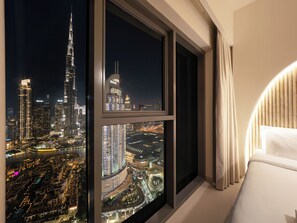 Soundproofing, free WiFi - ABI Holidays Burj Royale Fountain Views (Dubai)