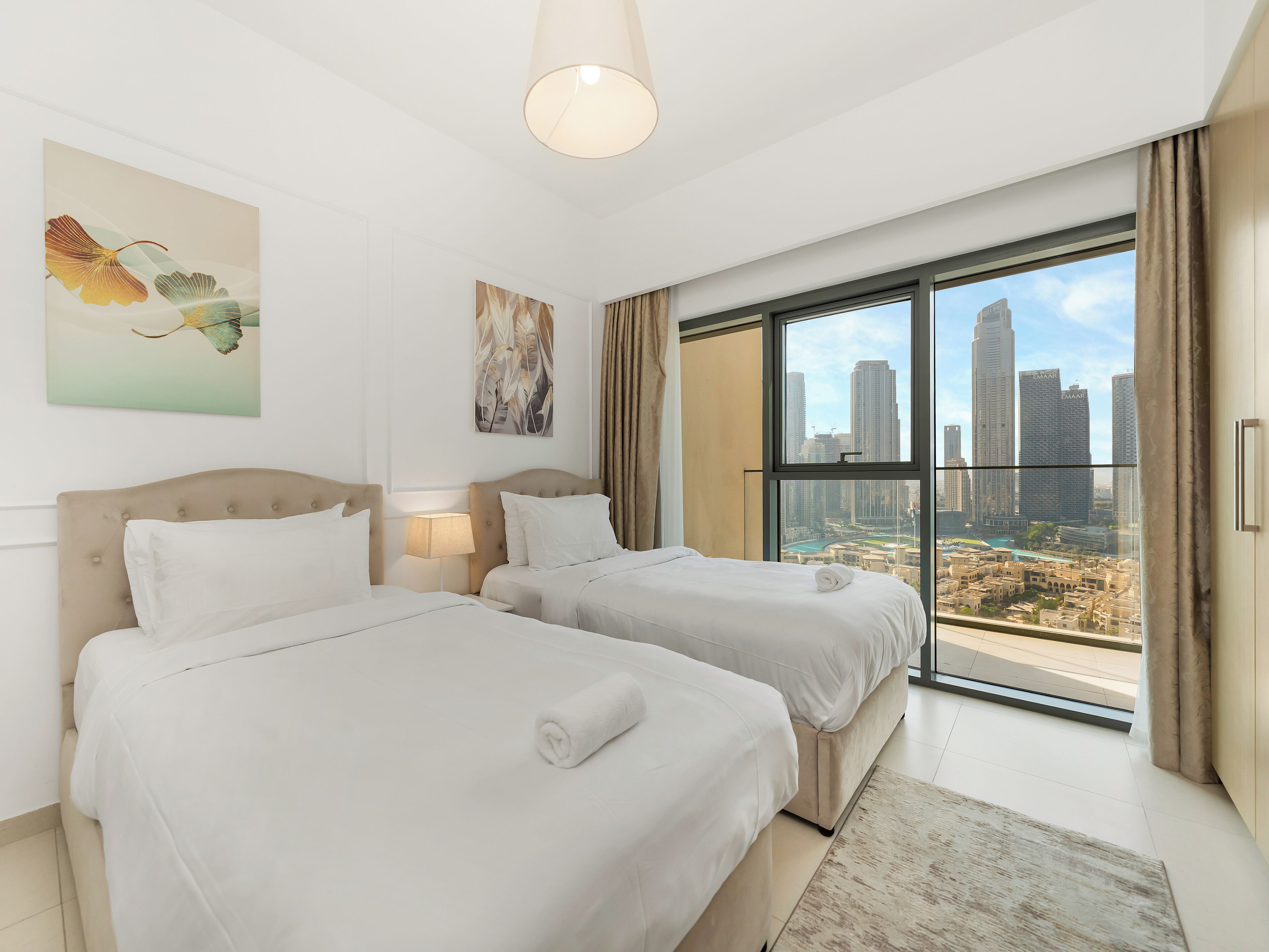 Soundproofing, free WiFi