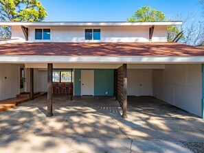 Exterior - Lago Vista- Waterfront | Kayaks | Views! (Wills Point)