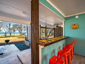 Bar (in der Unterkunft)