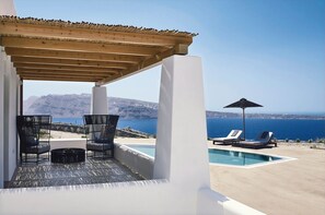 Terrace/patio - Villa Meliora, Divine Sunset & Sea Views, Private Pool, Furnished Terrace, Oia (Santorini)