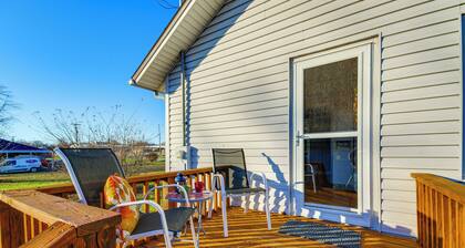 2 Mi to Stockton Lake: Family Home w/ Grill