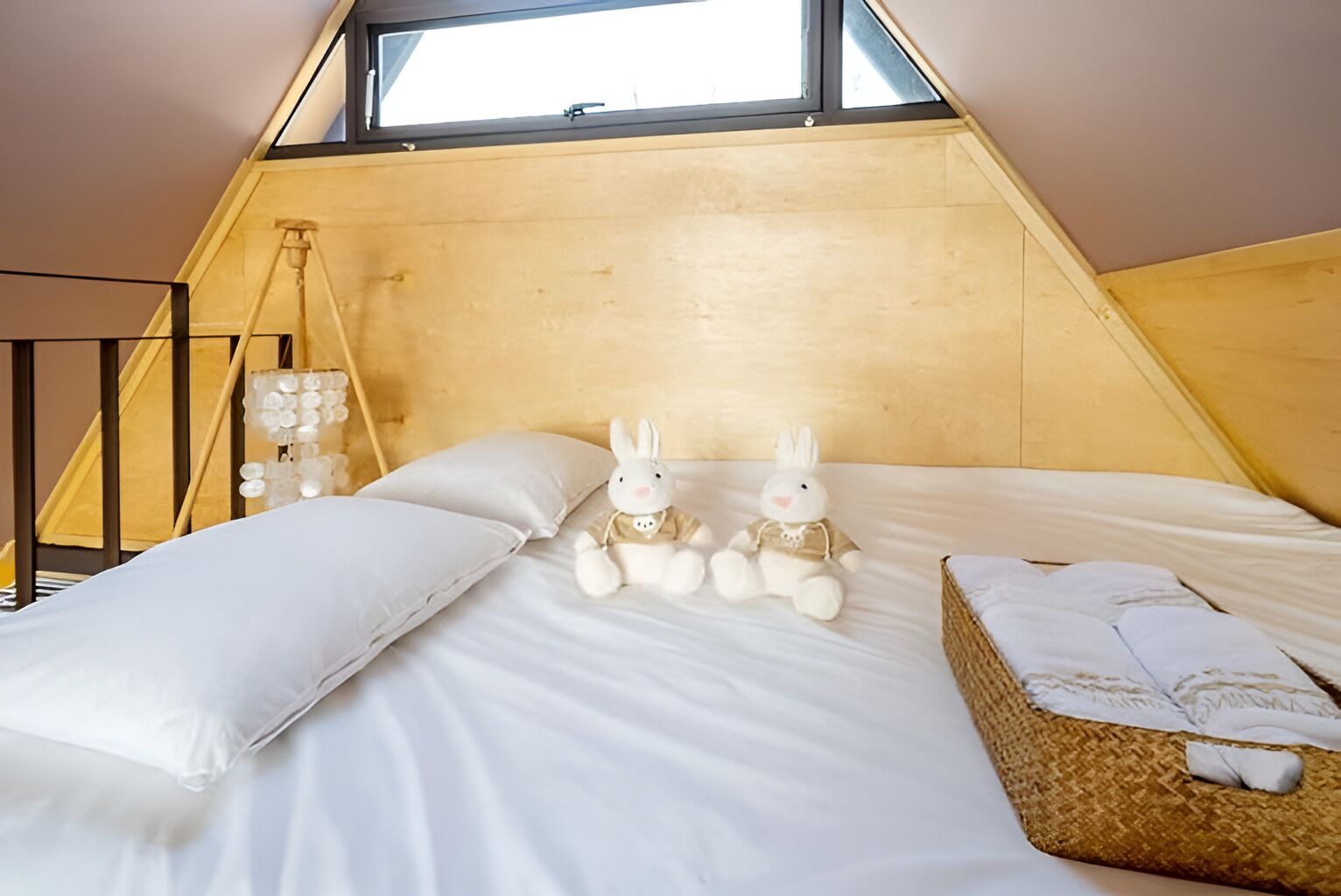 무료 WiFi, 침대 시트