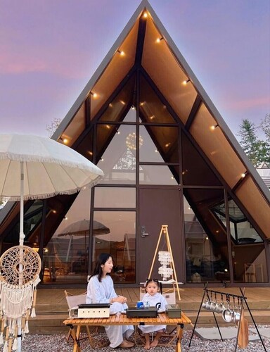 Spain Village Poolamping