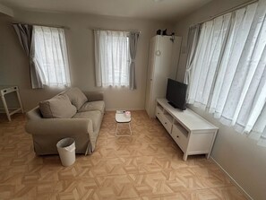 Living area - Family Room Light Meals Included 3 Nights 4 Days / Ishigaki Okinawa (Ishigaki)