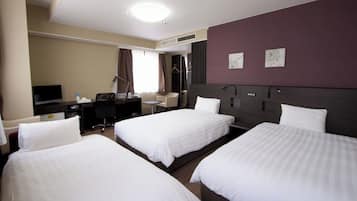 Desk, iron/ironing board, free WiFi, bed sheets