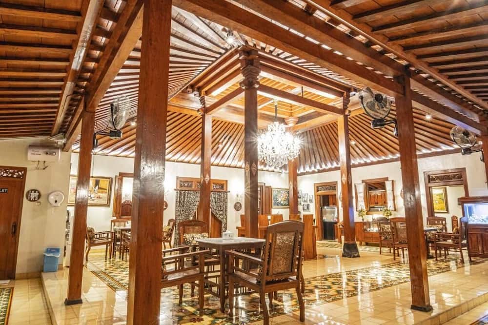 Ndalem Kartowikoro 1835