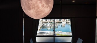 Enjoy a retropop travel atmosphere in a port town / Higashikagawa City Kagawa