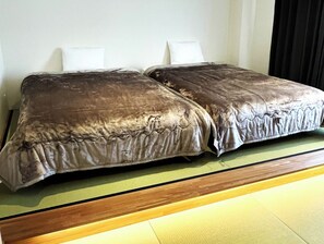 1 quarto, escrivaninha, Wi-Fi de cortesia, roupa de cama