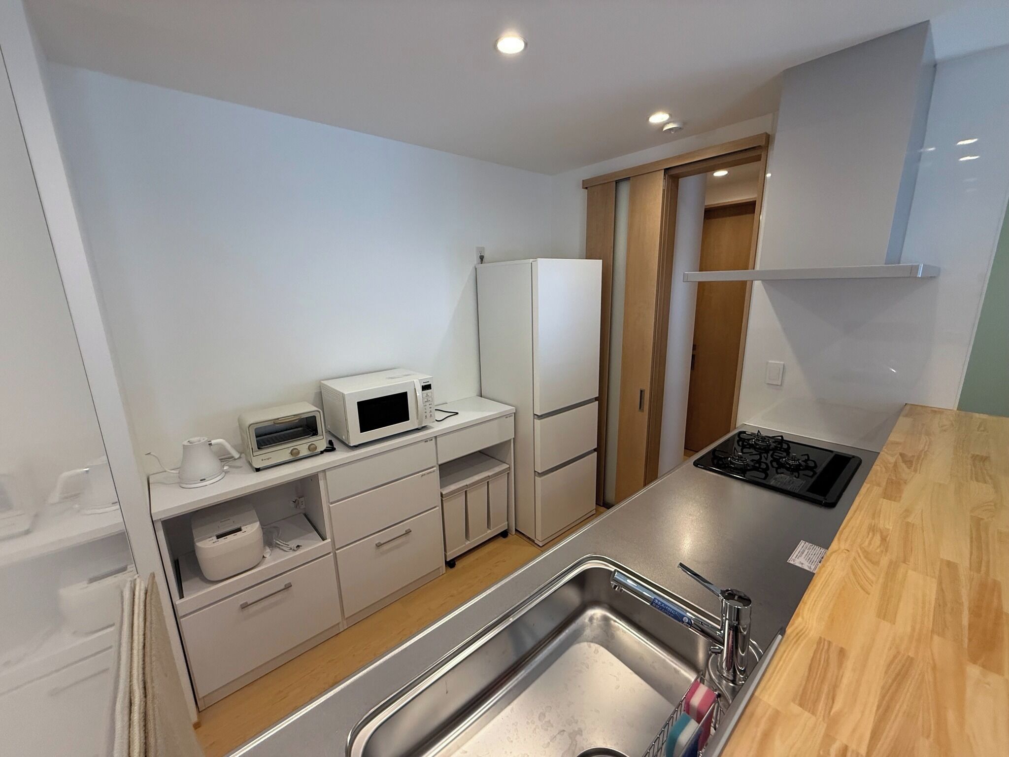 雪櫃、微波爐、爐具、廚房用具/餐具/器皿