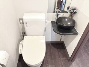 ヘアドライヤー、タオル