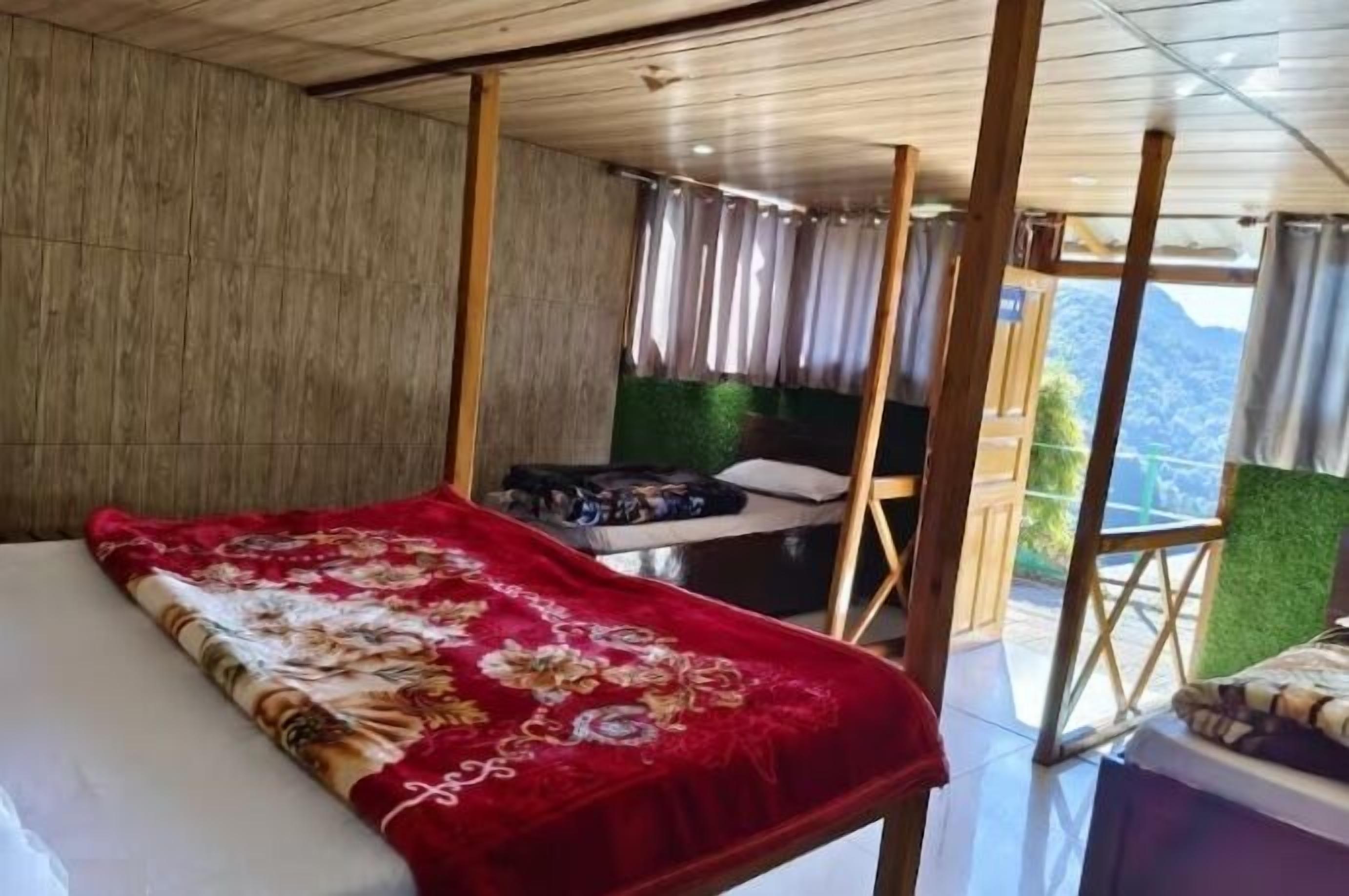Family Triple Room | Free WiFi