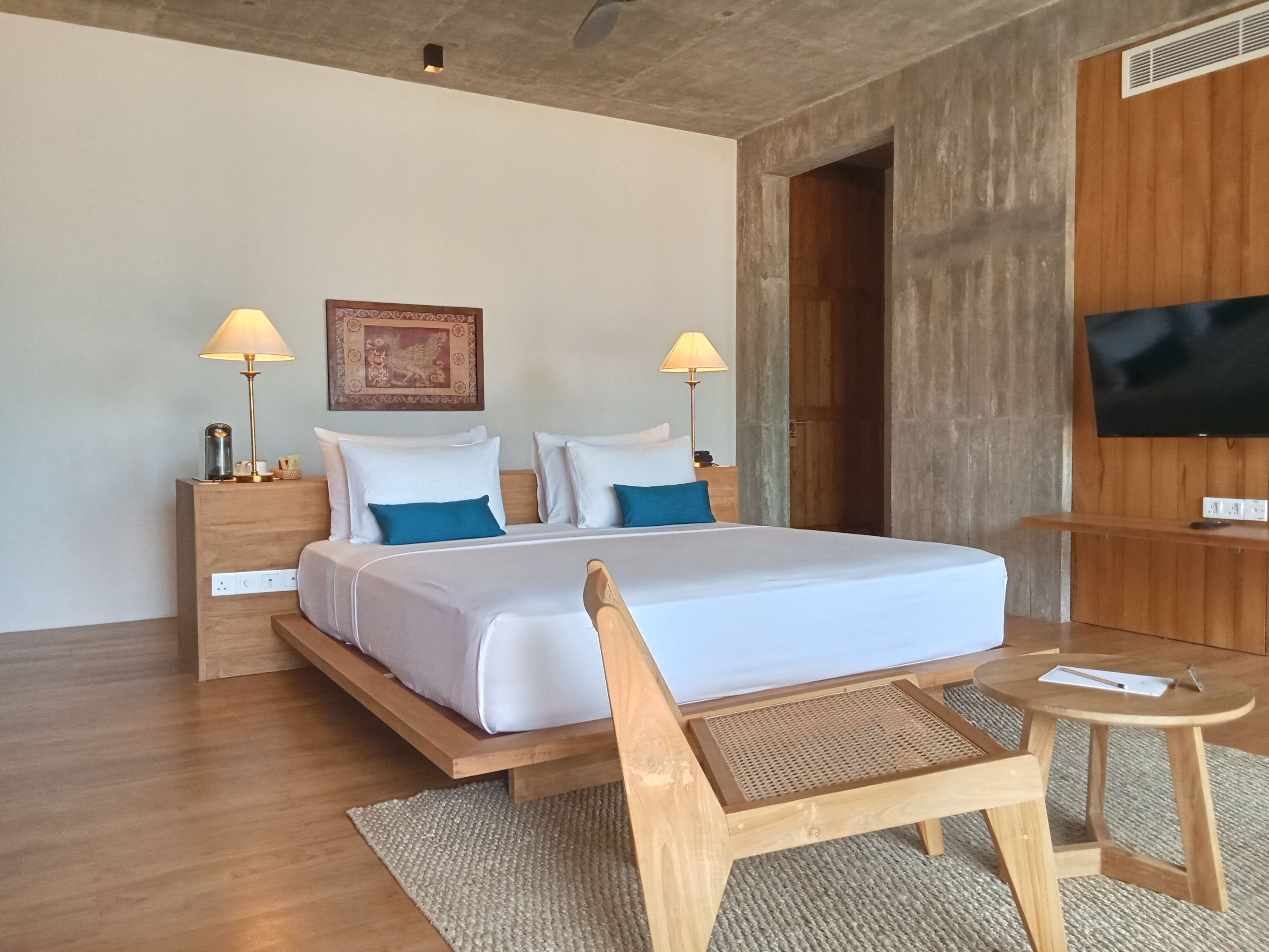 Bàn ủi/dụng cụ ủi quần áo, truy cập Internet không dây miễn phí 