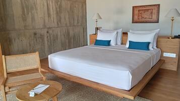 Iron/ironing board, free WiFi